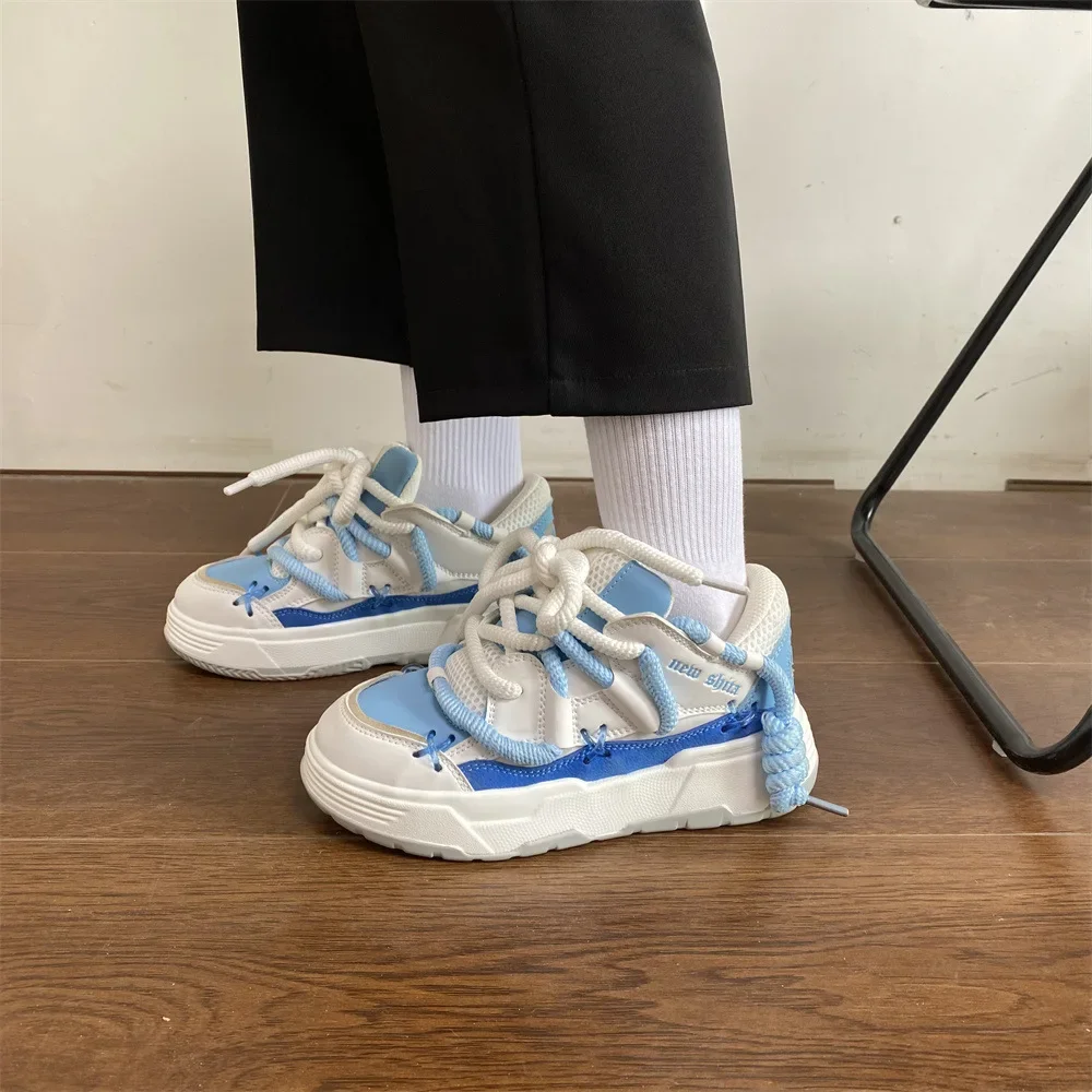 여성용 두꺼운 밑창 레이스업 플랫 슈즈, 통기성 메쉬  - Badminton Shoes 리뷰 및 가격