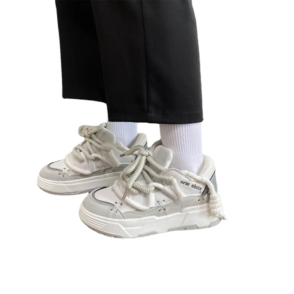 여성용 두꺼운 밑창 레이스업 플랫 슈즈, 통기성 메쉬  - Badminton Shoes 리뷰 및 가격